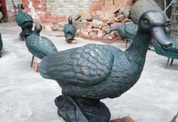 銅鴨子雕塑廠家，仿古工藝，公園廣場動(dòng)物擺件 (2)