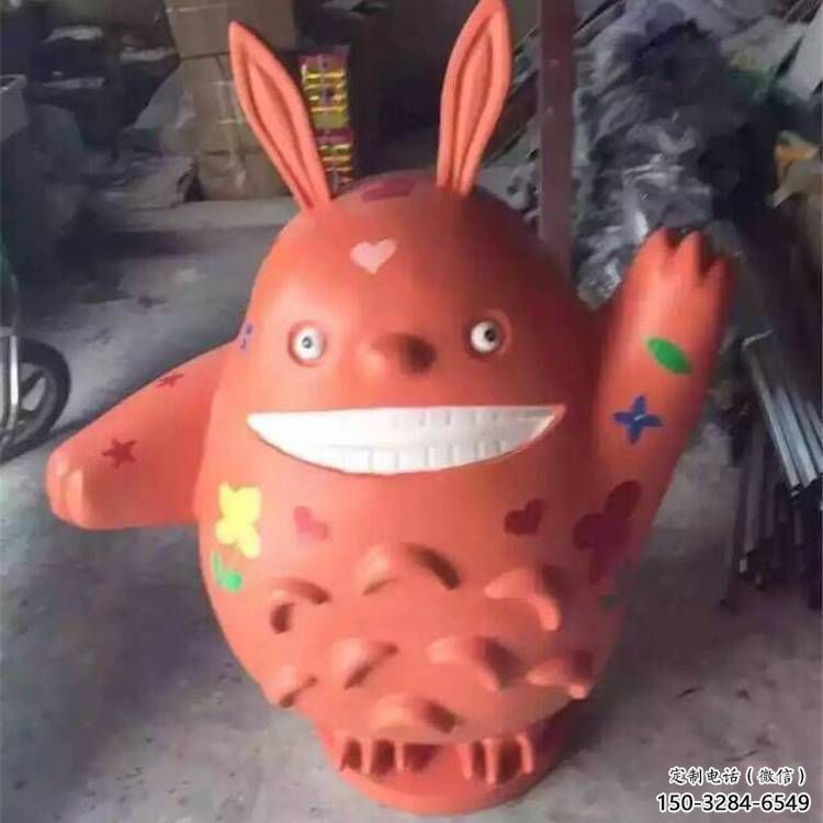 公園龍貓雕塑，噴砂發(fā)光雕塑，鑄銅工藝