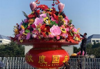 景區(qū)花籃雕塑，仿真歐式雕塑，鐵藝材質(zhì)