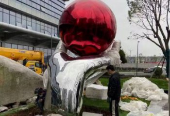 火球雕塑定價，廣場雕塑，手托火球雕塑廠家