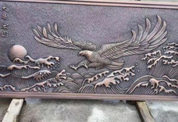 昌都老鷹浮雕訂做，景區(qū)雕塑，鍛銅動物浮雕定價