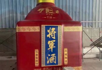 西湖洋酒瓶雕塑選定，景觀雕塑，玻璃鋼洋酒瓶雕塑造型生產(chǎn)商