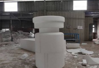 渝中仿真藥瓶雕塑，美陳藝術(shù)類，玻璃鋼藥瓶子雕塑廠家