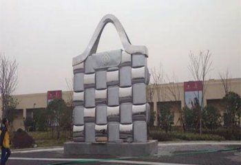 黔江景觀(guān)背包雕塑優(yōu)選，陸地?cái)[件，園林不銹鋼背包雕塑供應(yīng)